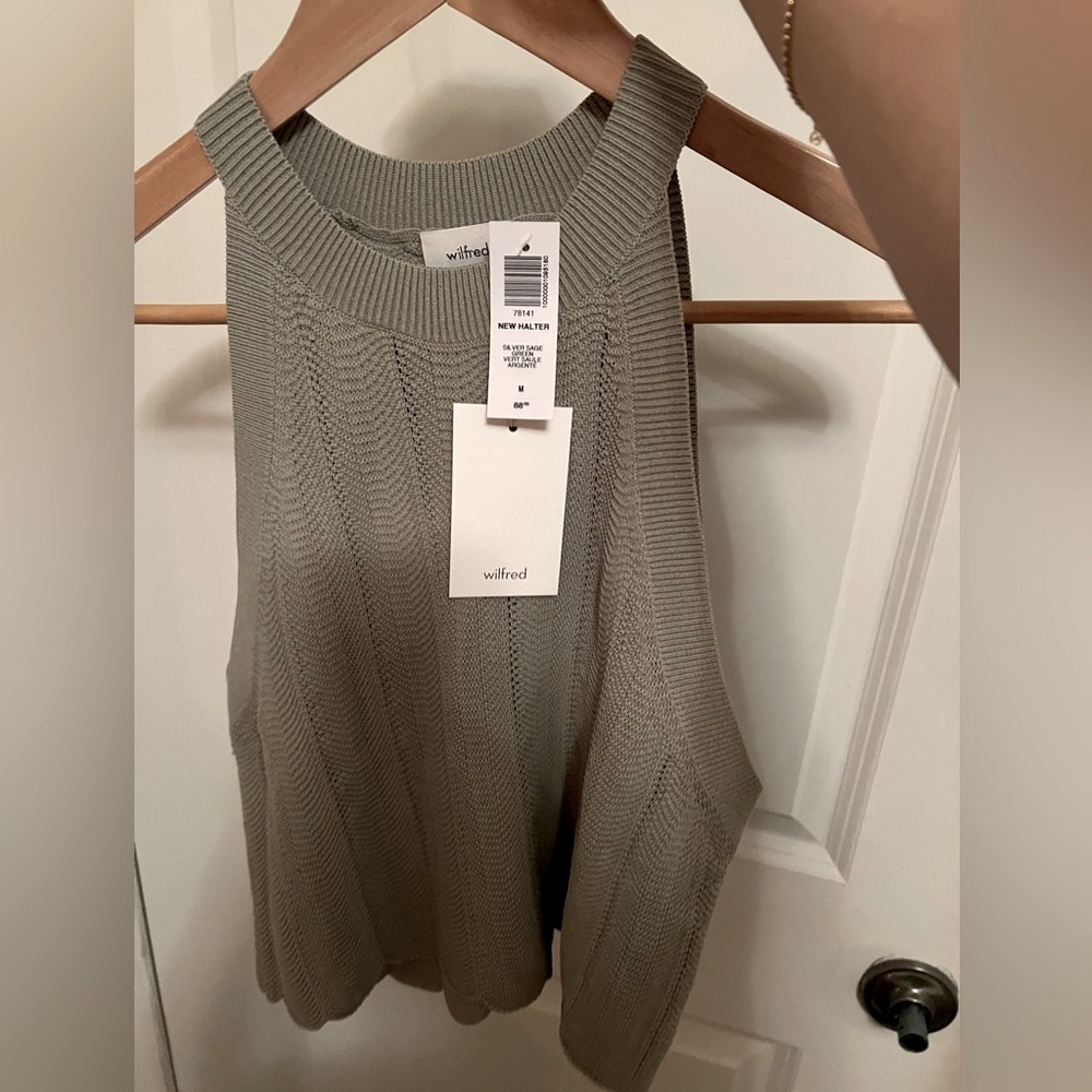 Aritzia New Halter top Size M
